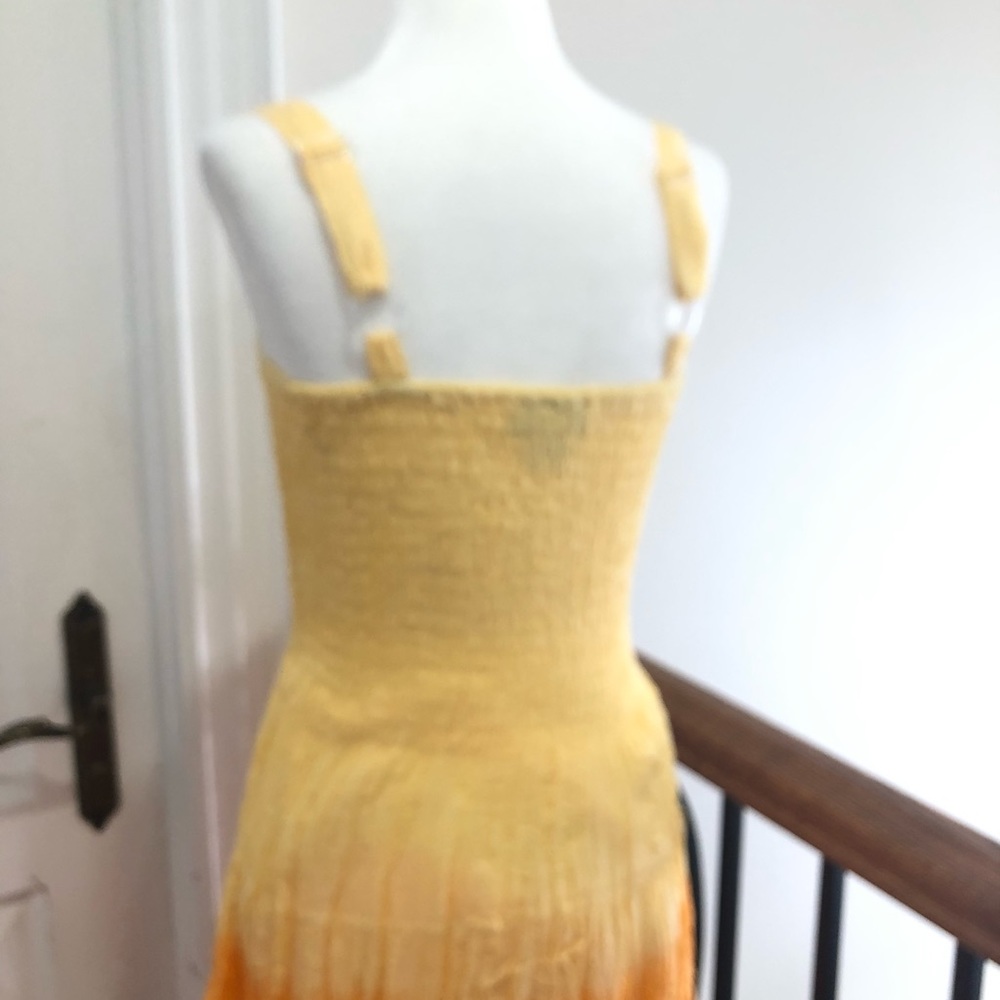 Sundress - Picture 3 of 4